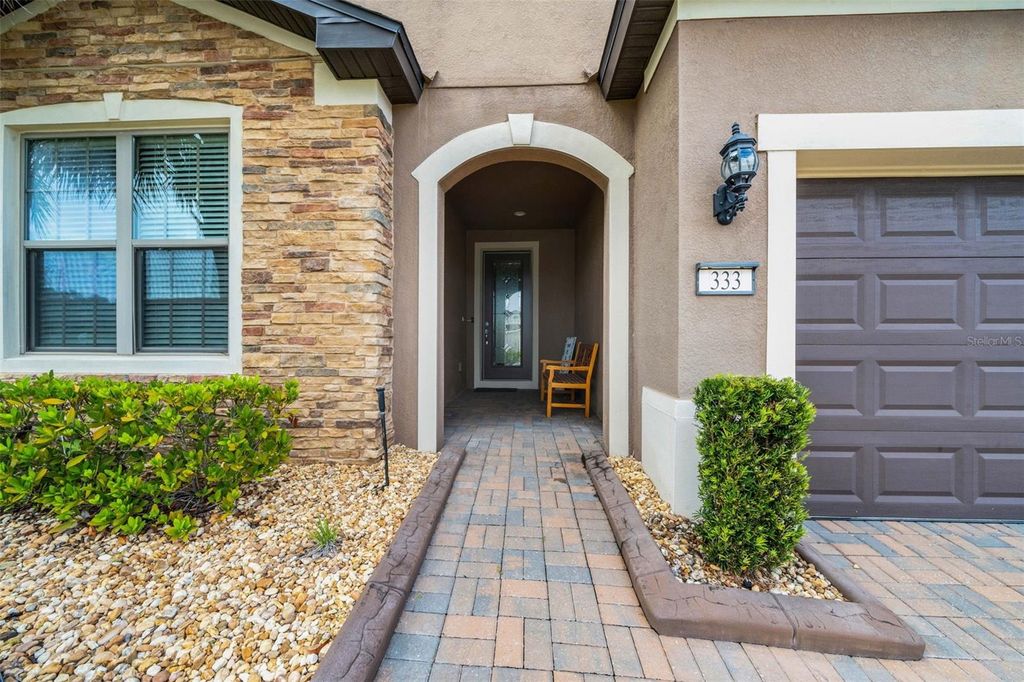 Photo of 333 Almansa Street, Davenport, FL 33837 (MLS # S5136129)