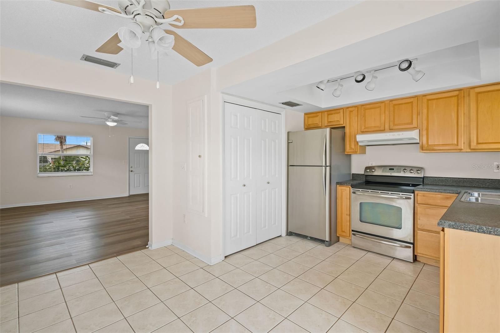 1419 ARIES LANE 1423