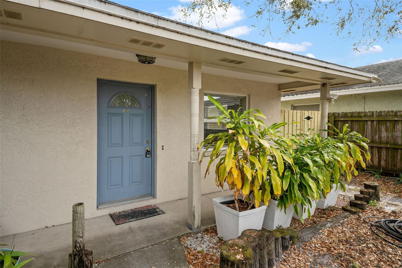 1419 ARIES LANE 1423