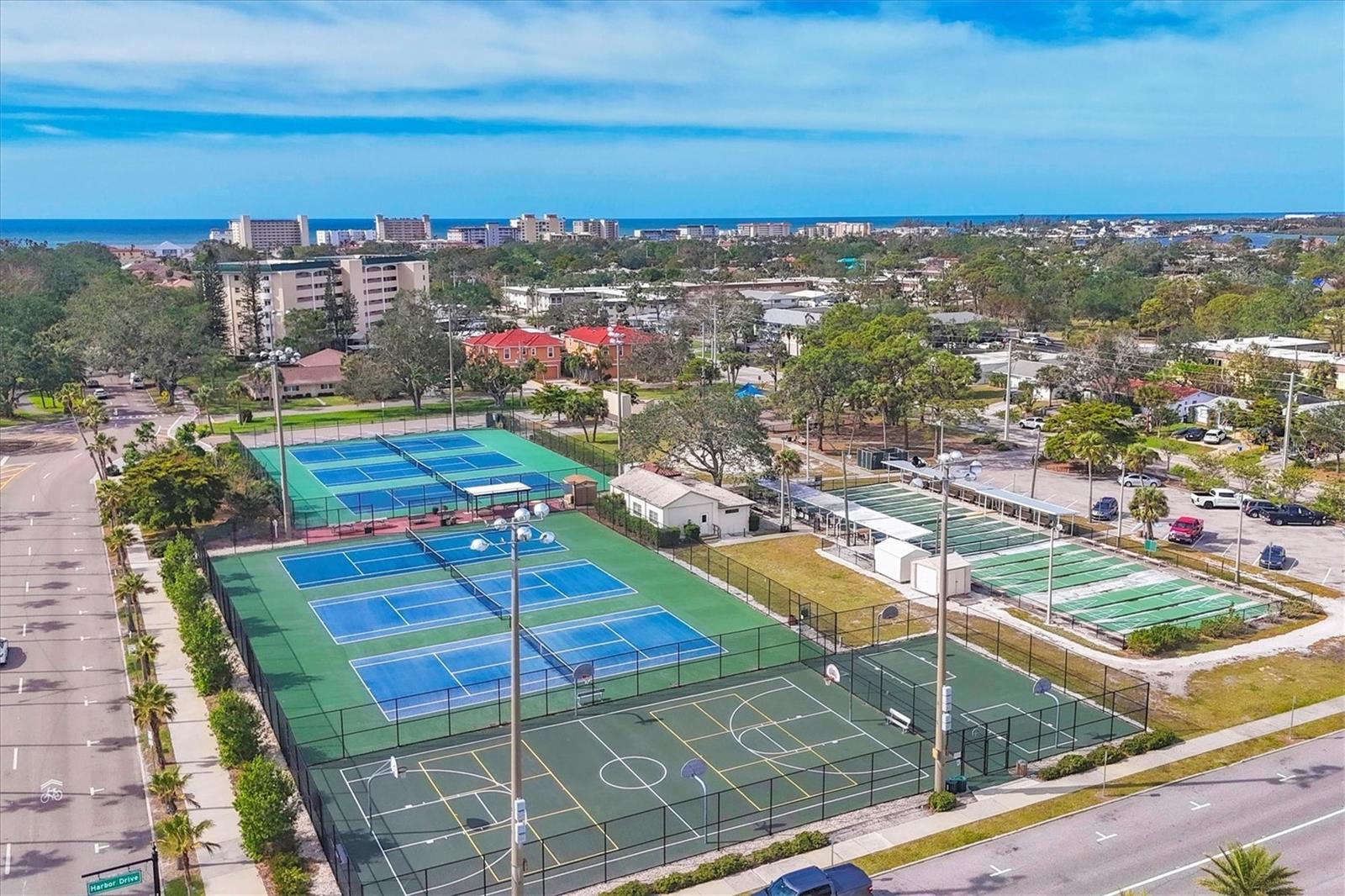 BELLA COSTA I - Residential