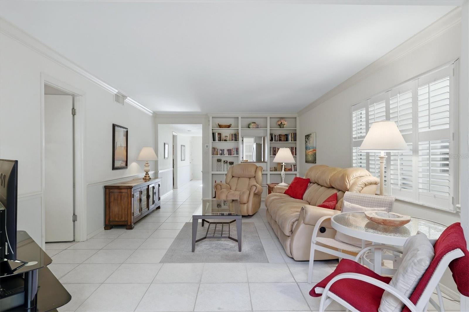 BELLA COSTA I - Residential