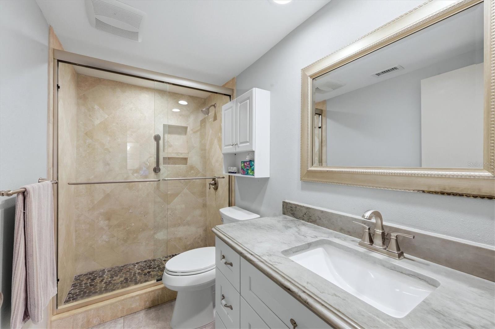 BELLA COSTA I - Residential