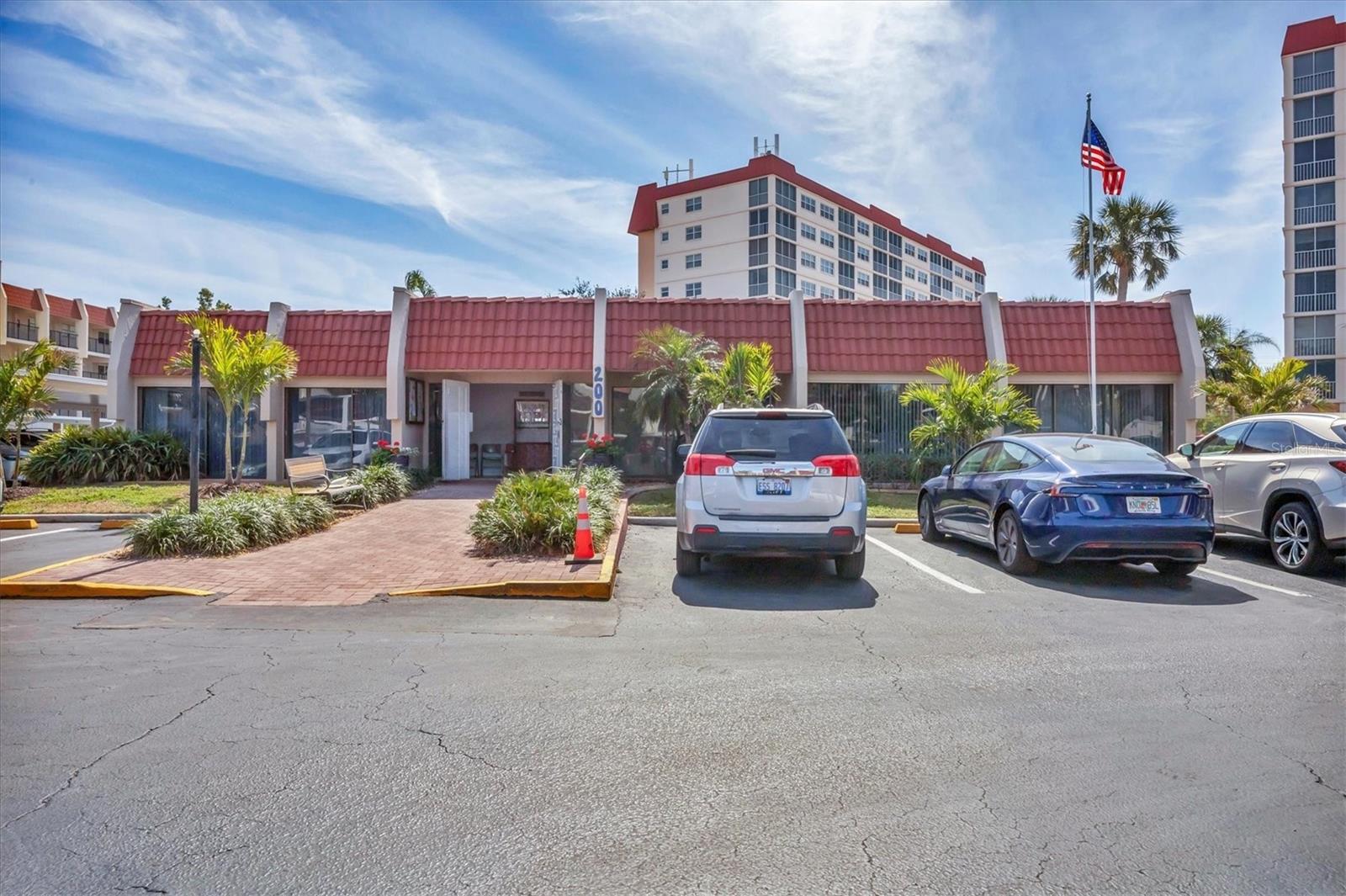 BELLA COSTA I - Residential