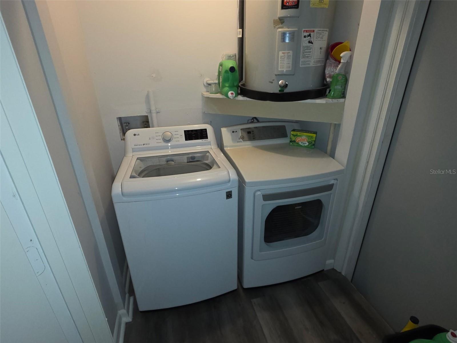 SPRING HILL - Residential