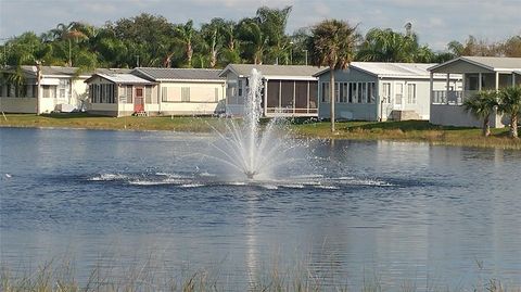 A home in LAKE WALES