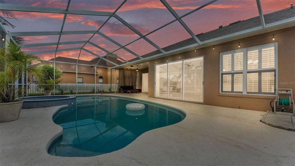 Photo of 2202 Hickory Ridge Drive, Valrico, FL 33596 (MLS # TB8401940)