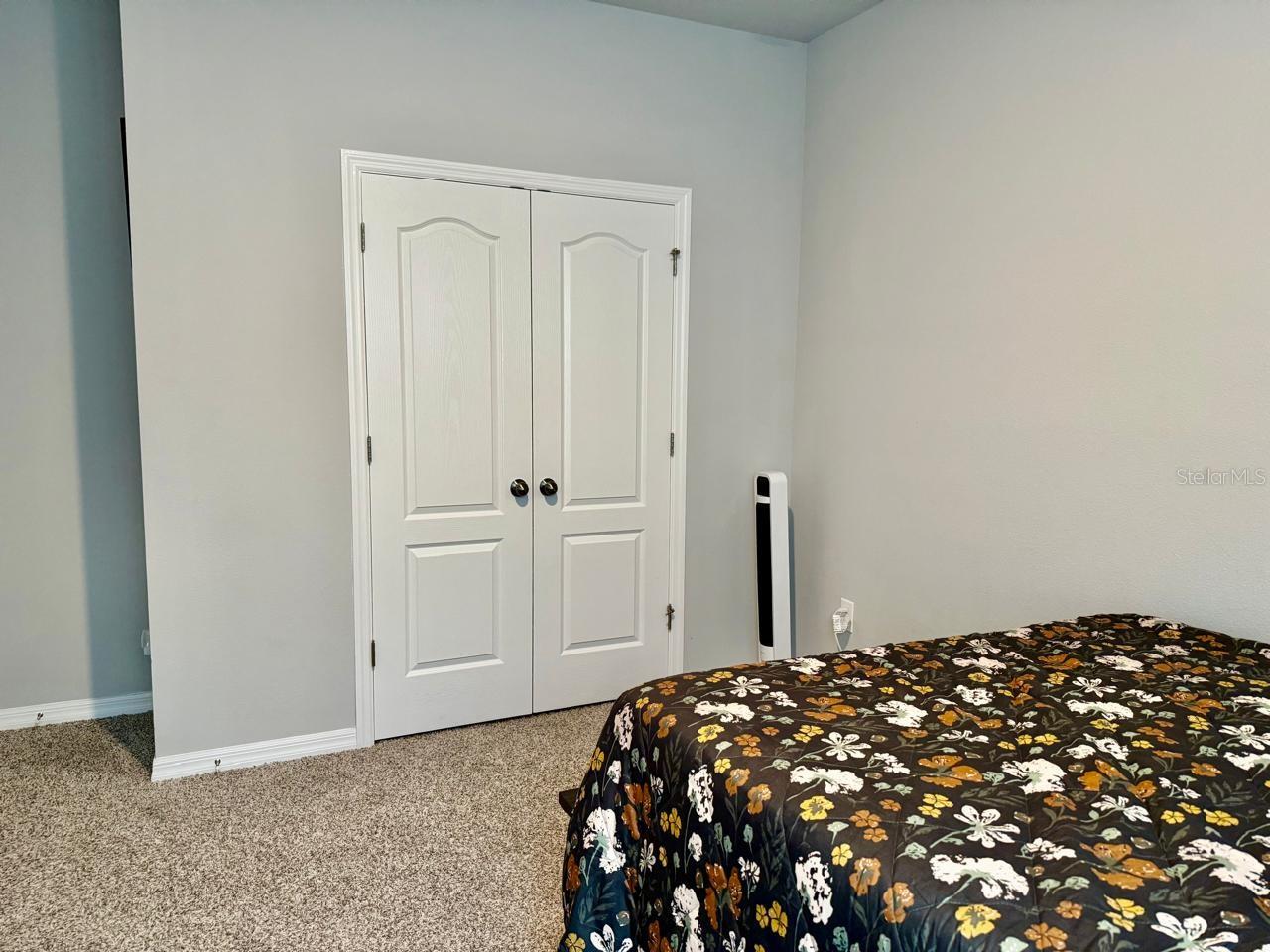 LAKE MEADOW LANDING - Residential Lease