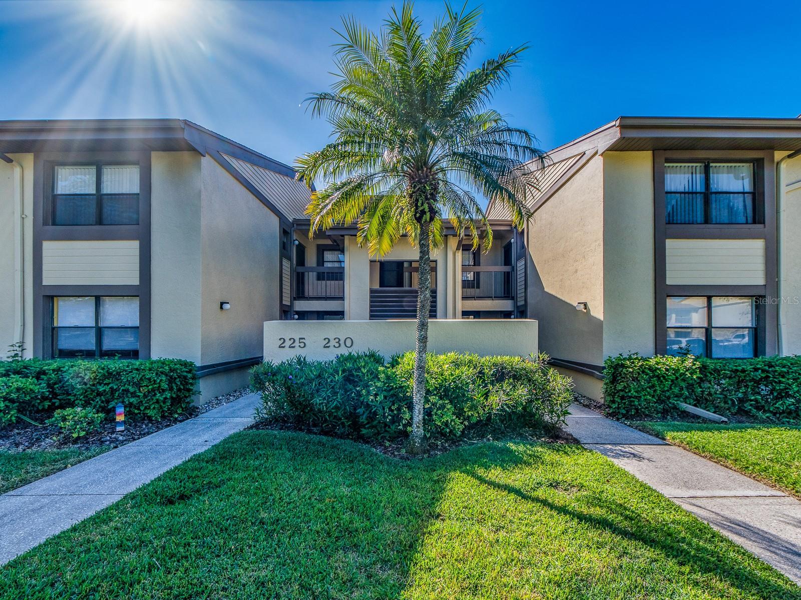 226 WOODLAKE WYNDE