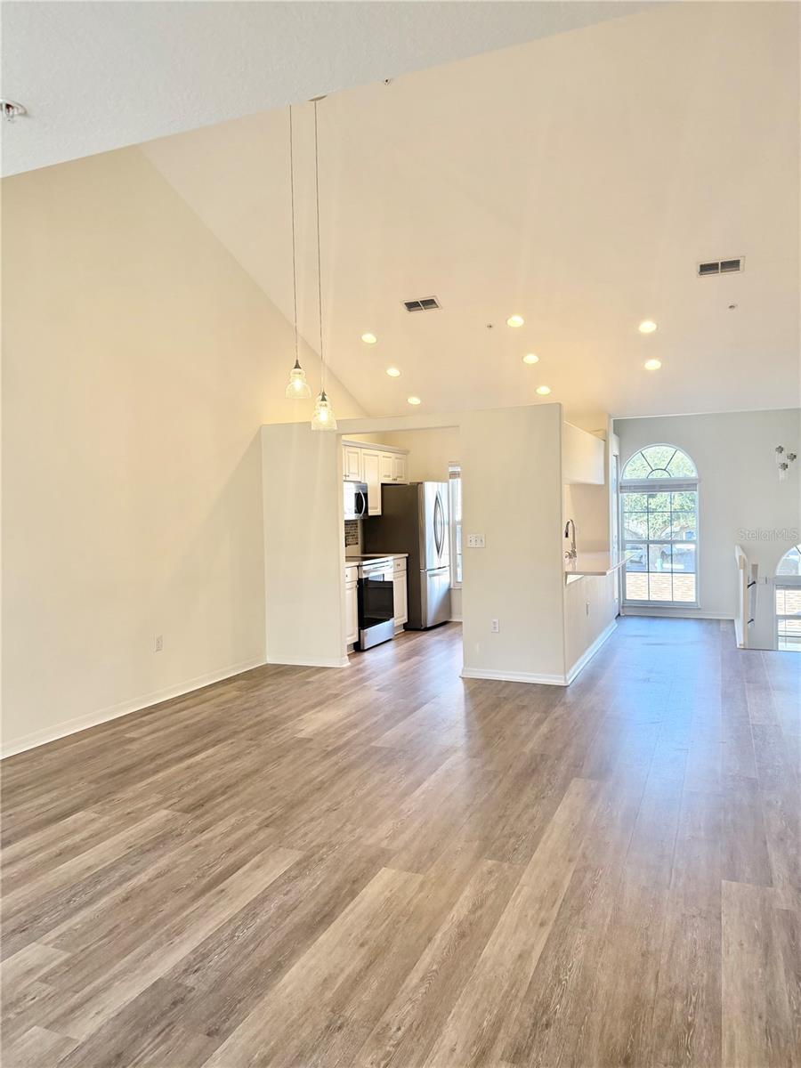 PINESTONE AT PALMER RANCH - Residential