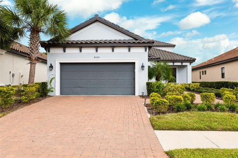 A home in TAMPA