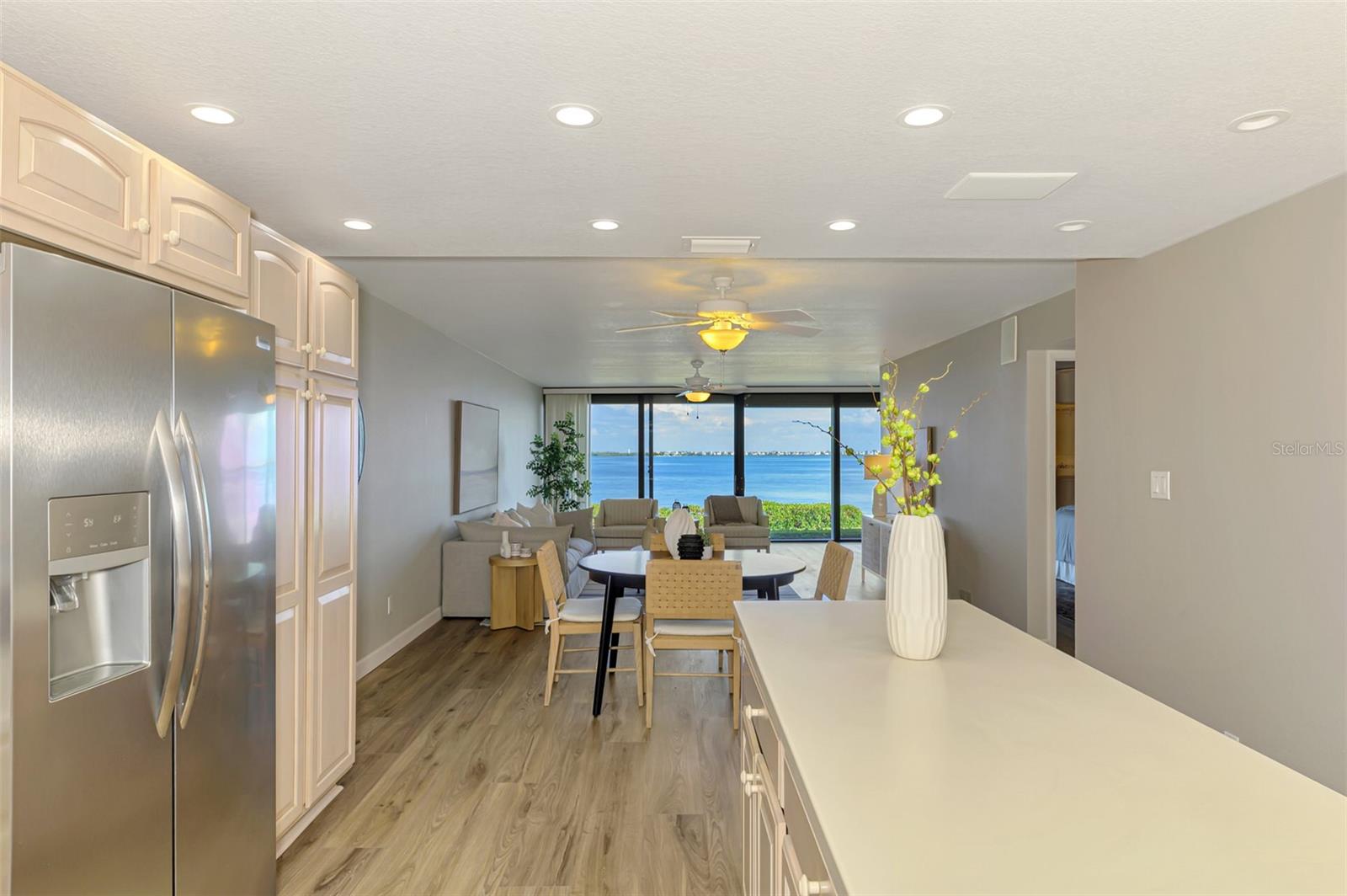 WESTBAY POINT & MOORINGS II - Residential