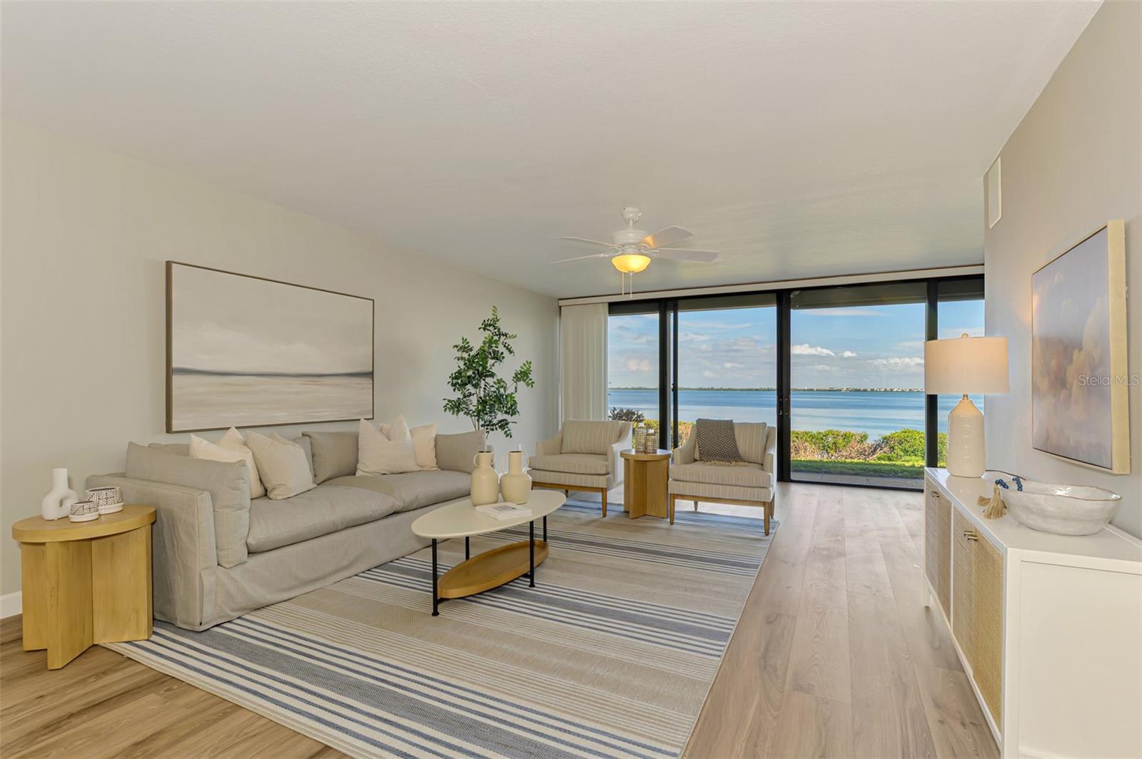 WESTBAY POINT & MOORINGS II - Residential