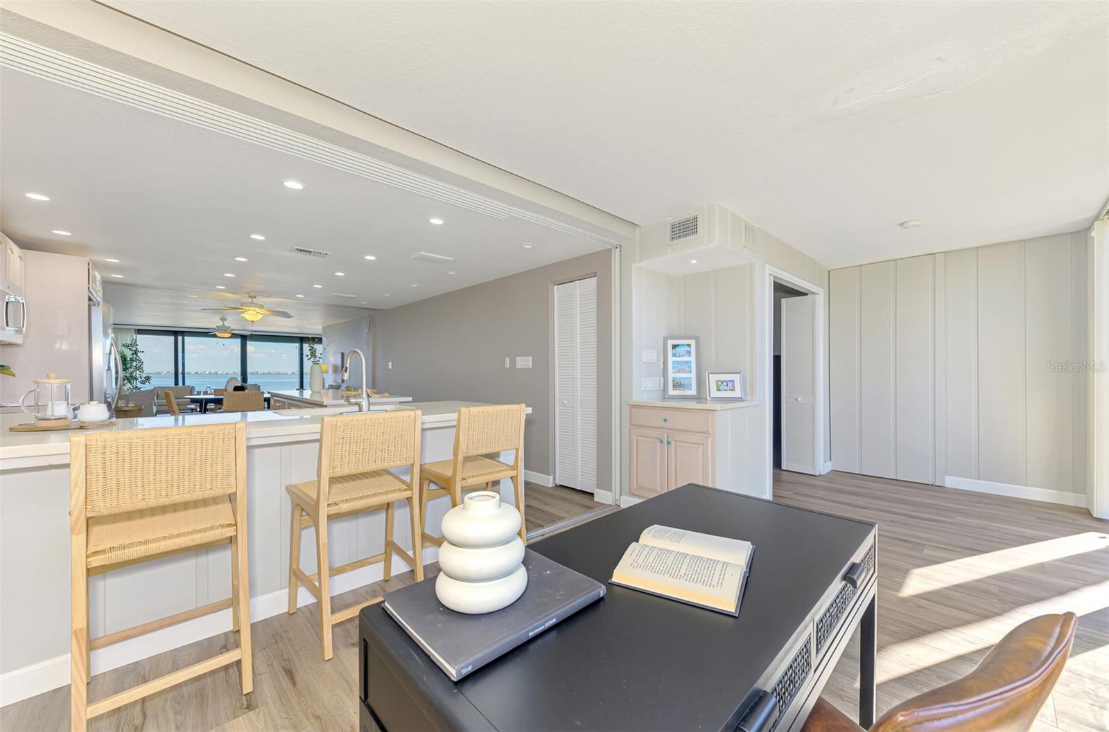 WESTBAY POINT & MOORINGS II - Residential