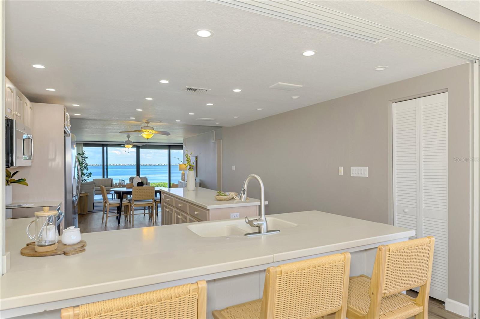 WESTBAY POINT & MOORINGS II - Residential