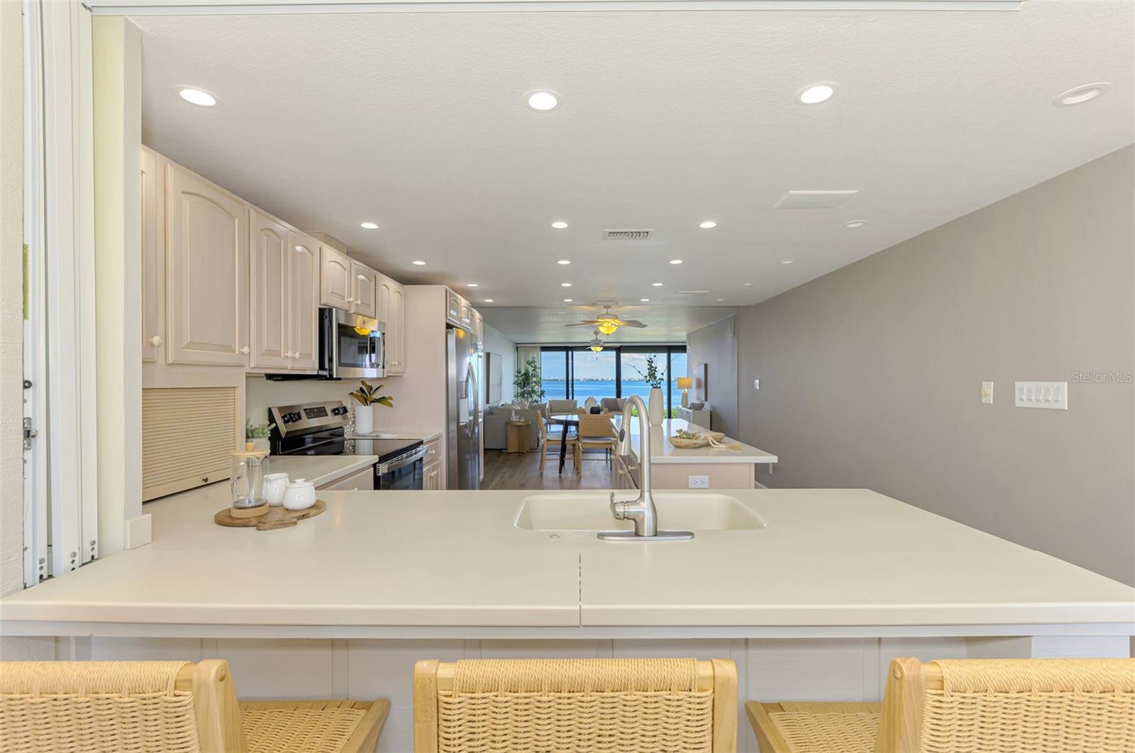 WESTBAY POINT & MOORINGS II - Residential