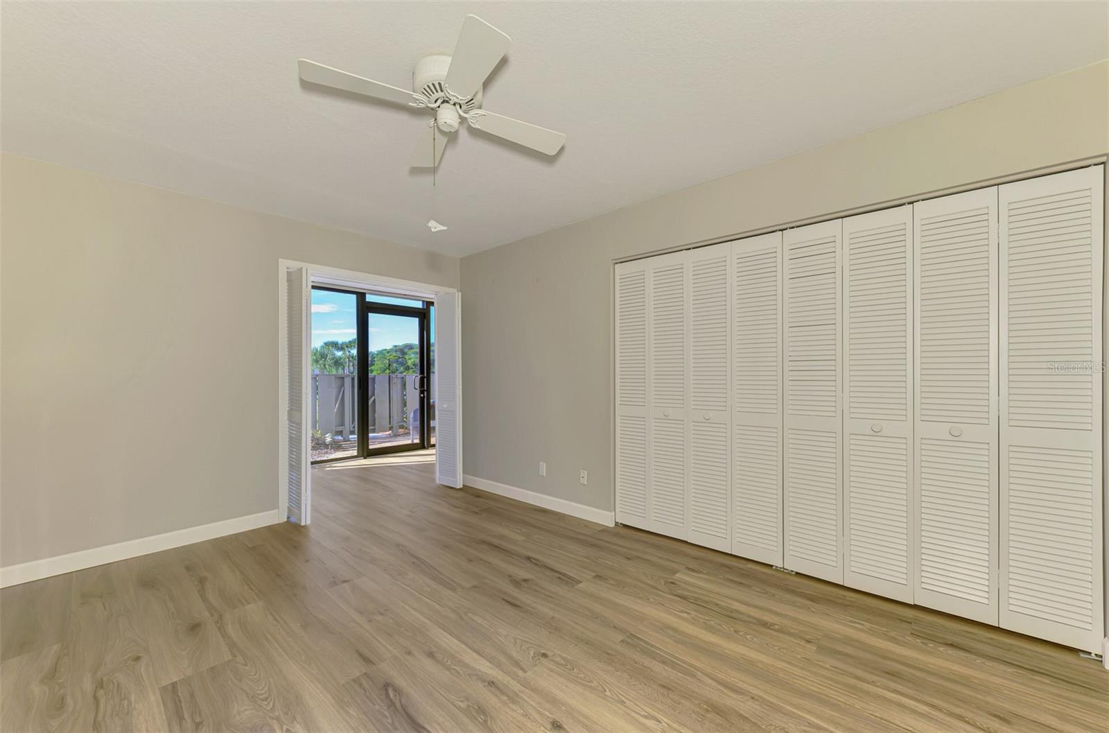 WESTBAY POINT & MOORINGS II - Residential