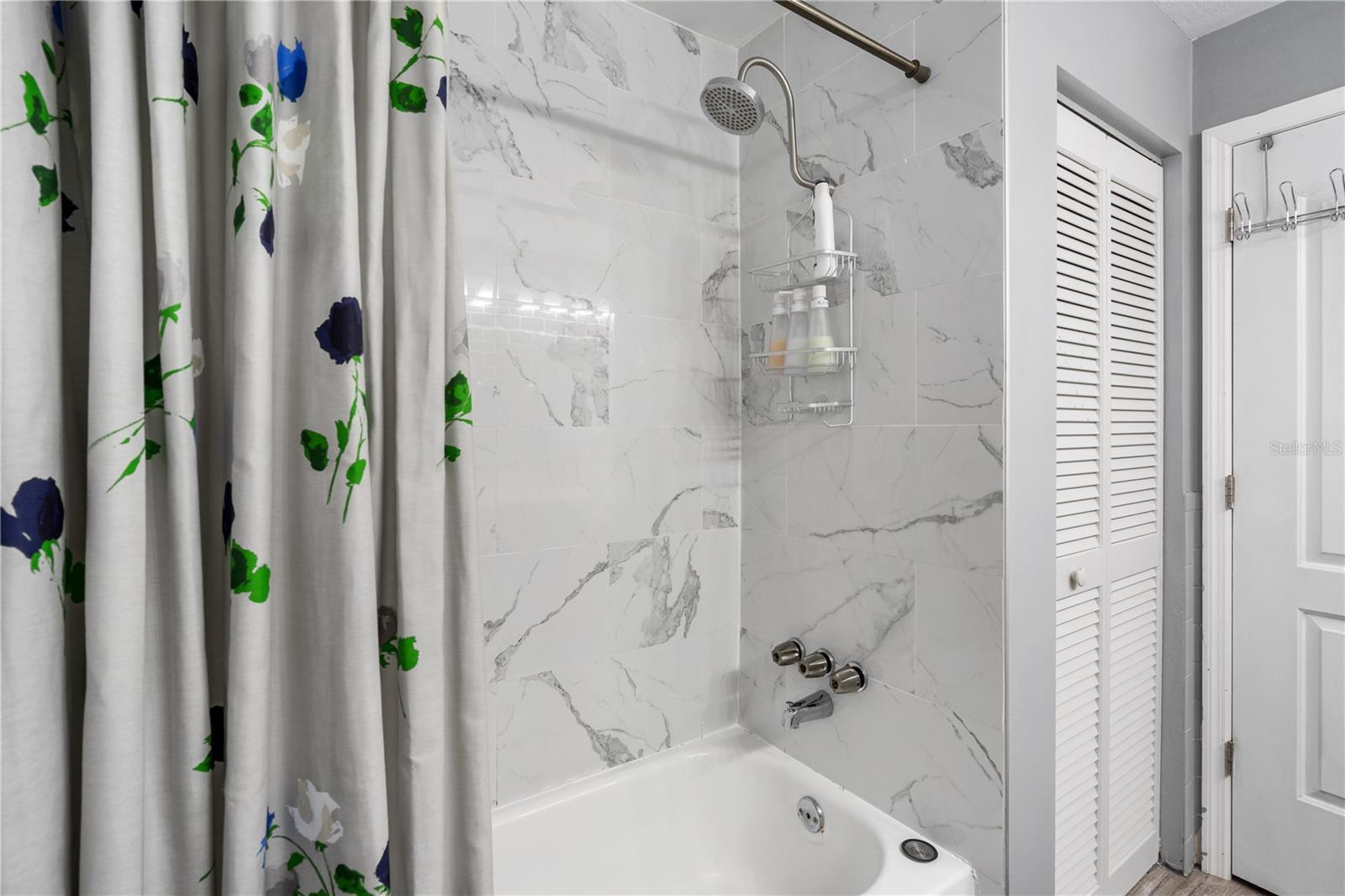 LOVESKY PARK - Residential