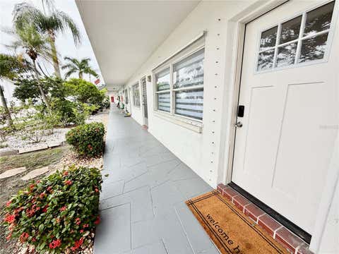 Photo of 1900 58th Avenue N #10, St Petersburg, FL 33714 (MLS # O6412408)