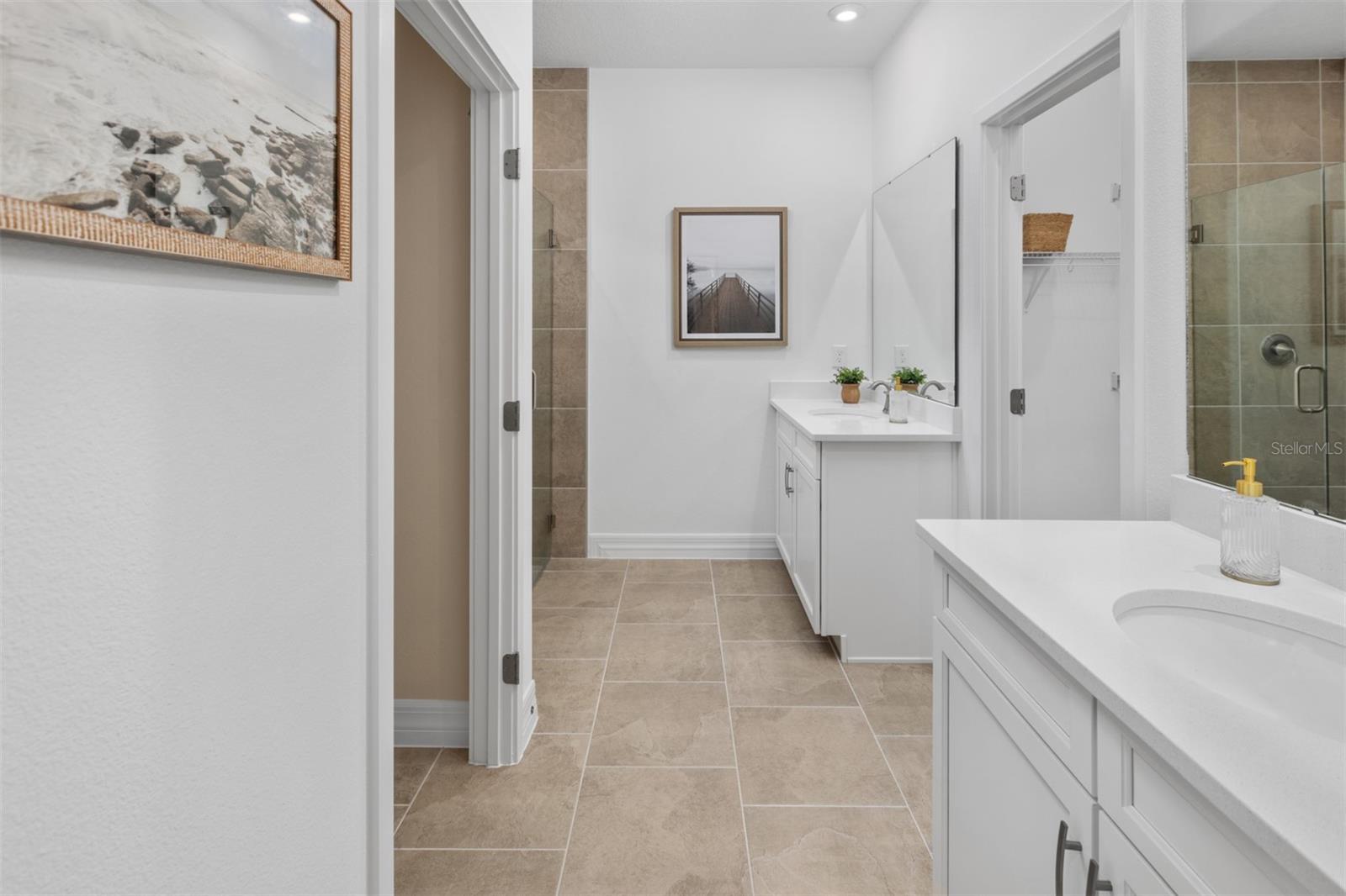 SUNSTONE AT WELLEN PARK - Residential