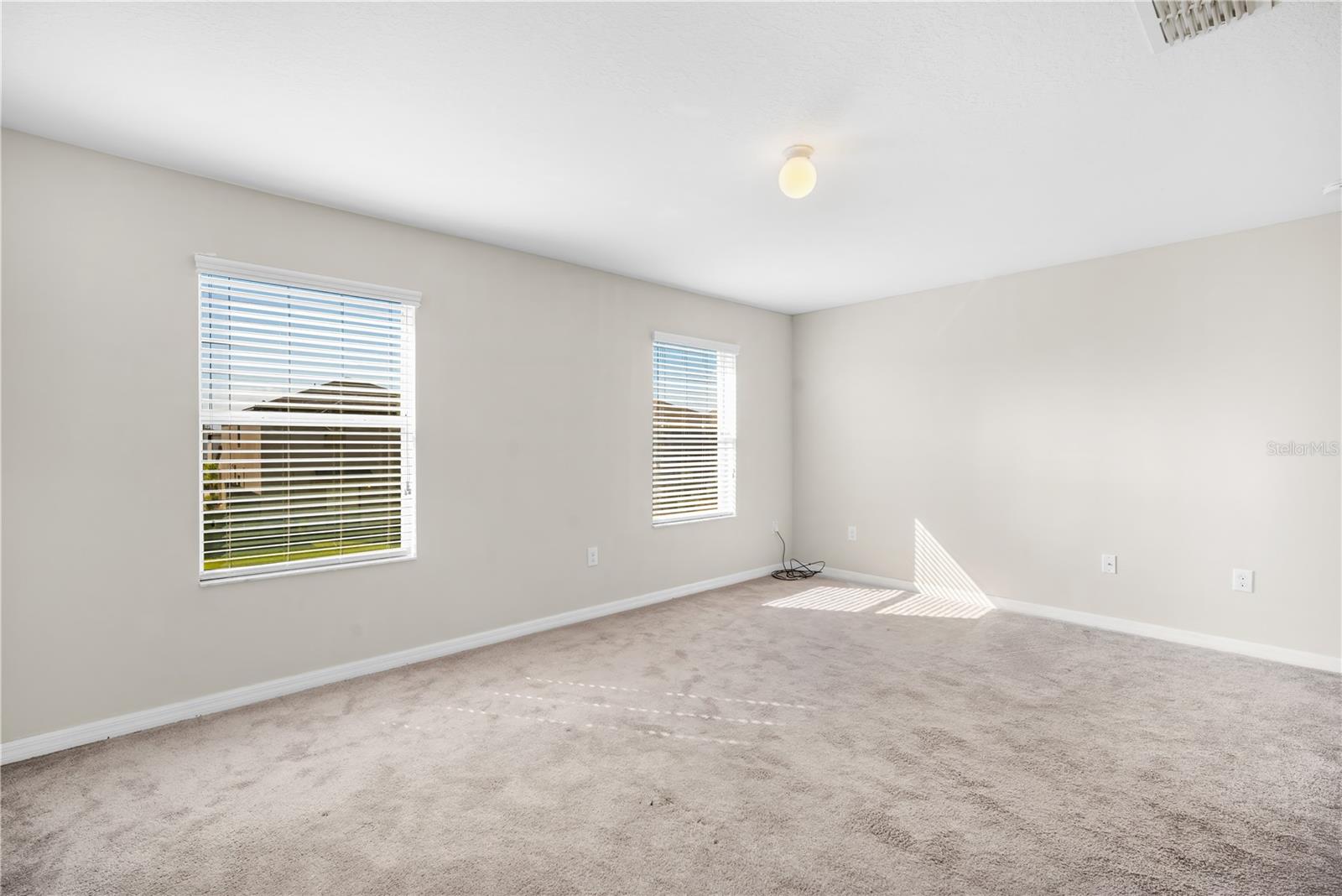 HAWKS POINT PH N TWNHMS - Residential Lease