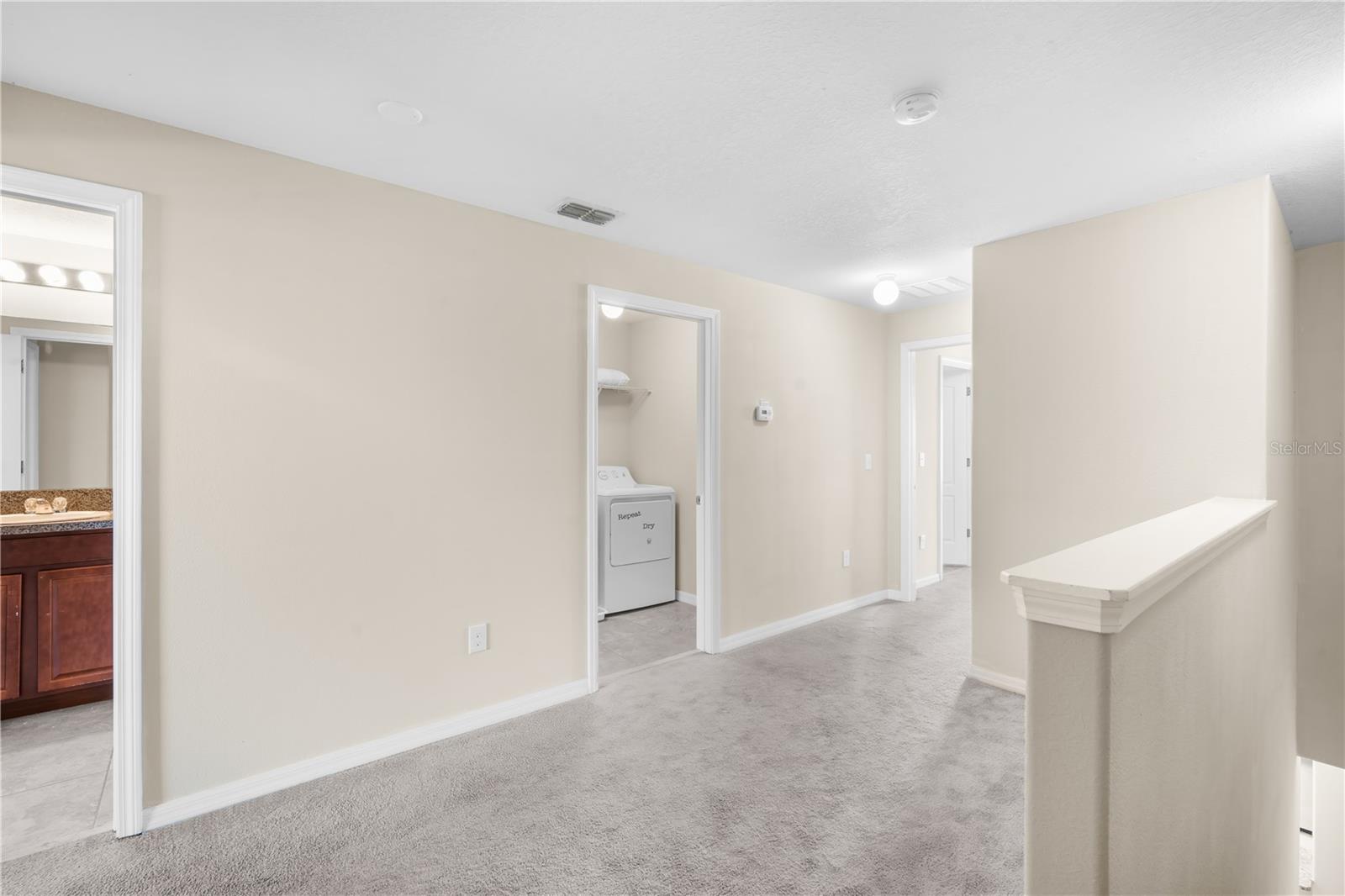 HAWKS POINT PH N TWNHMS - Residential Lease