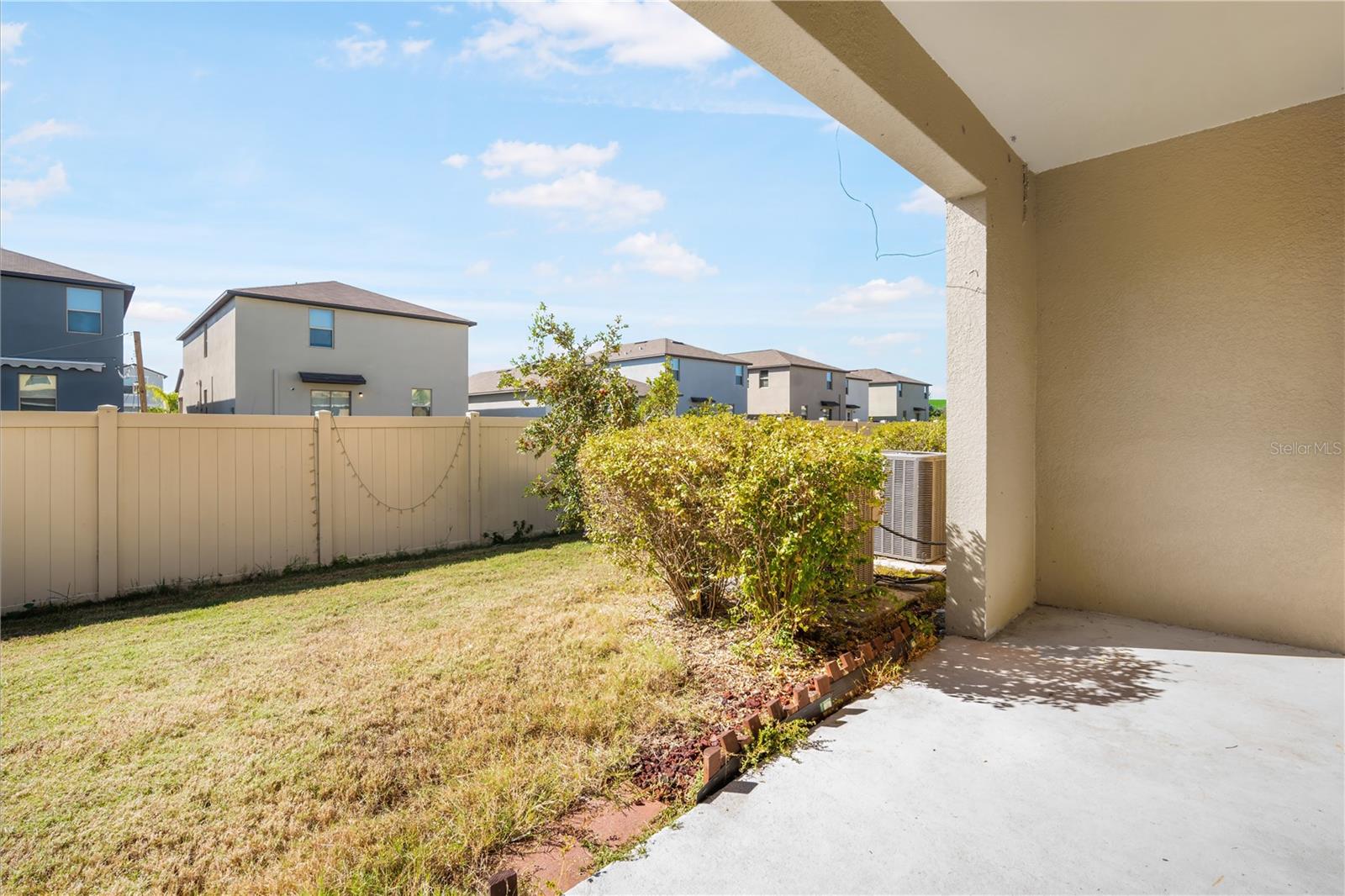 HAWKS POINT PH N TWNHMS - Residential Lease