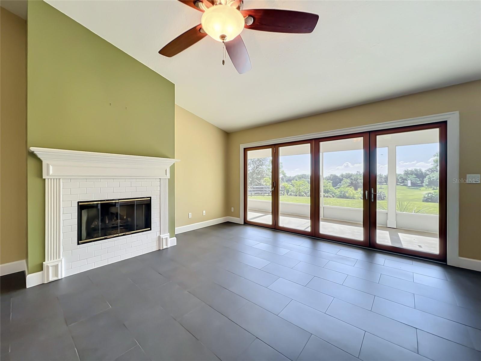 HILLS MOUNT DORA - Residential