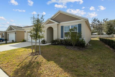 Photo of 2006 Doe Run Drive, Davenport, FL 33837 (MLS # P4937912)
