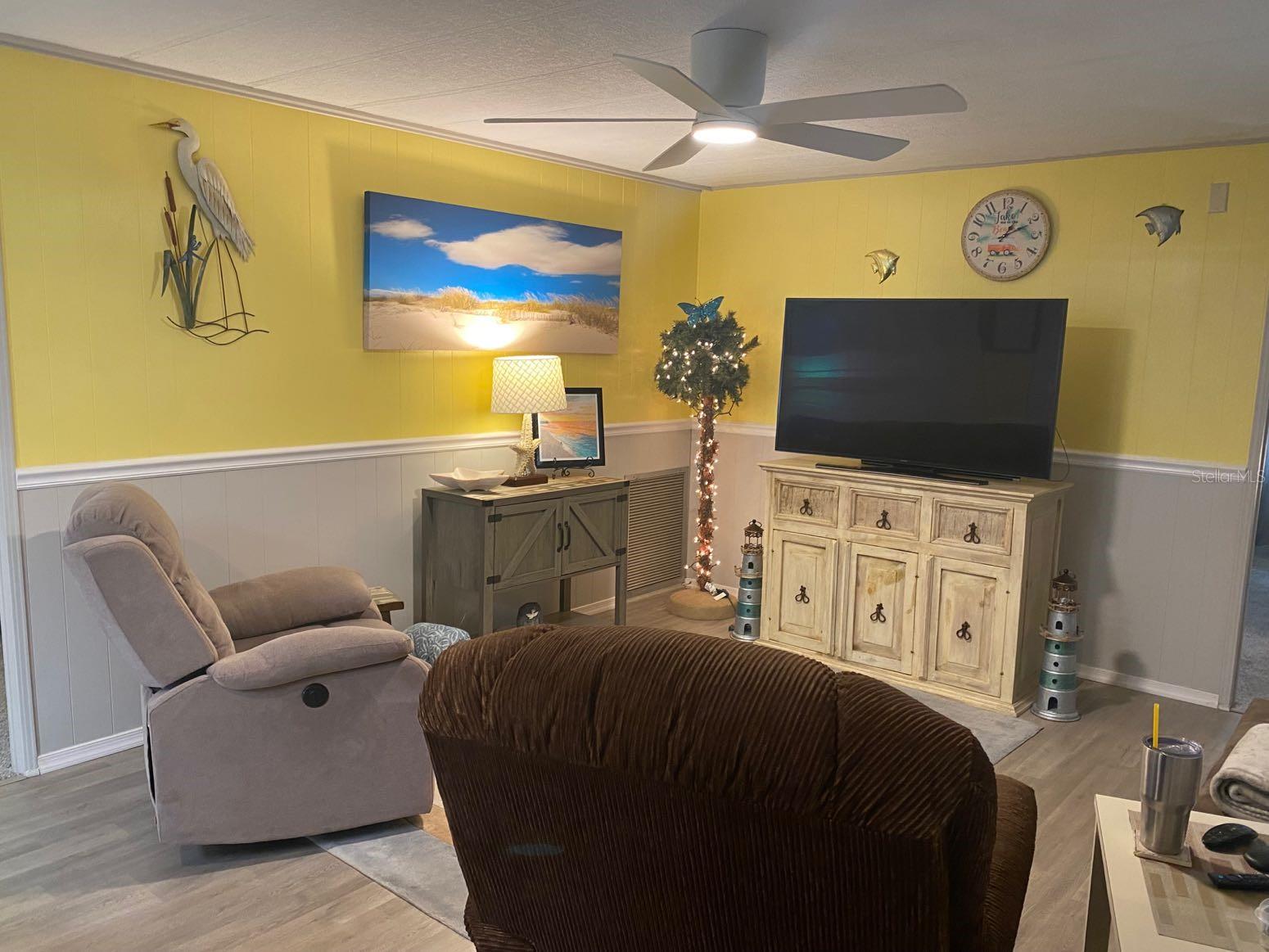 Photo 10 of 23 of 409 CANTINA mobile home