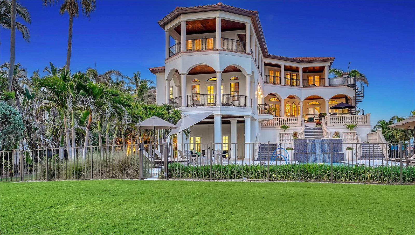 LONGBOAT KEY - Residential