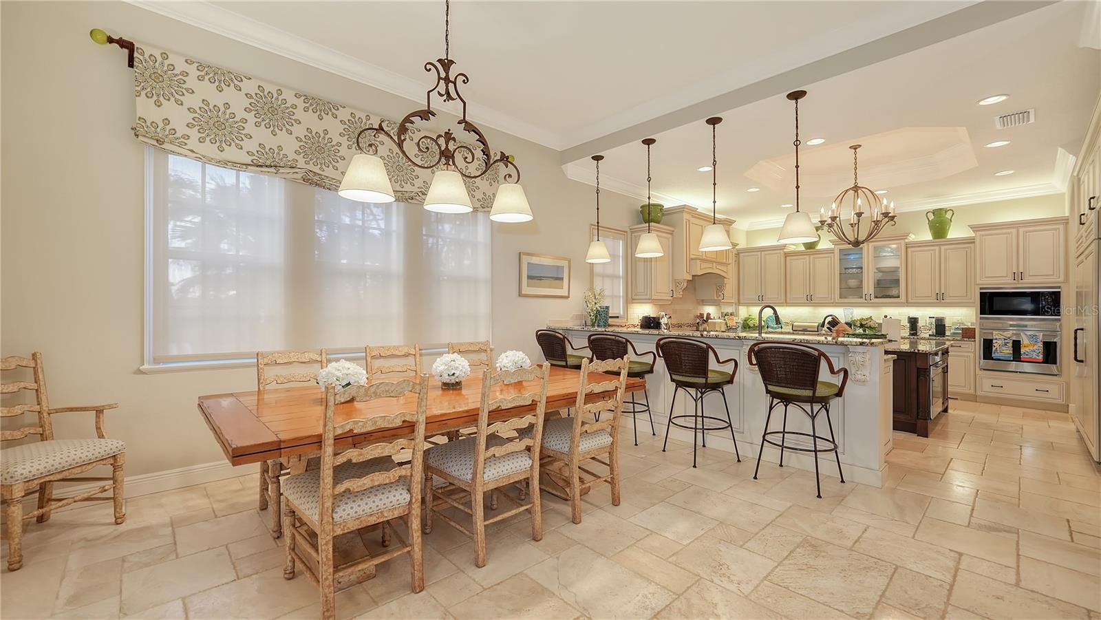 LONGBOAT KEY - Residential