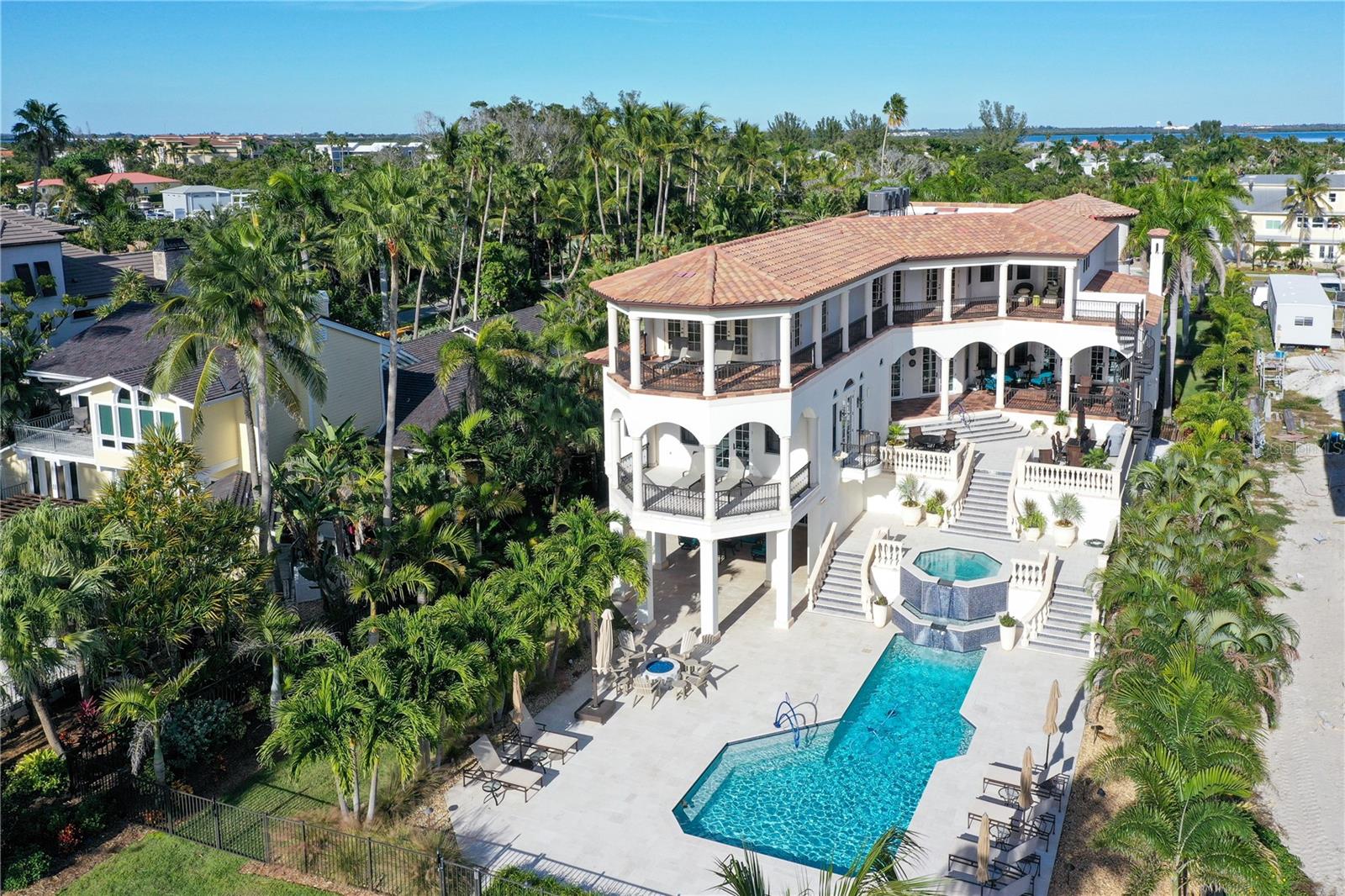 LONGBOAT KEY - Residential