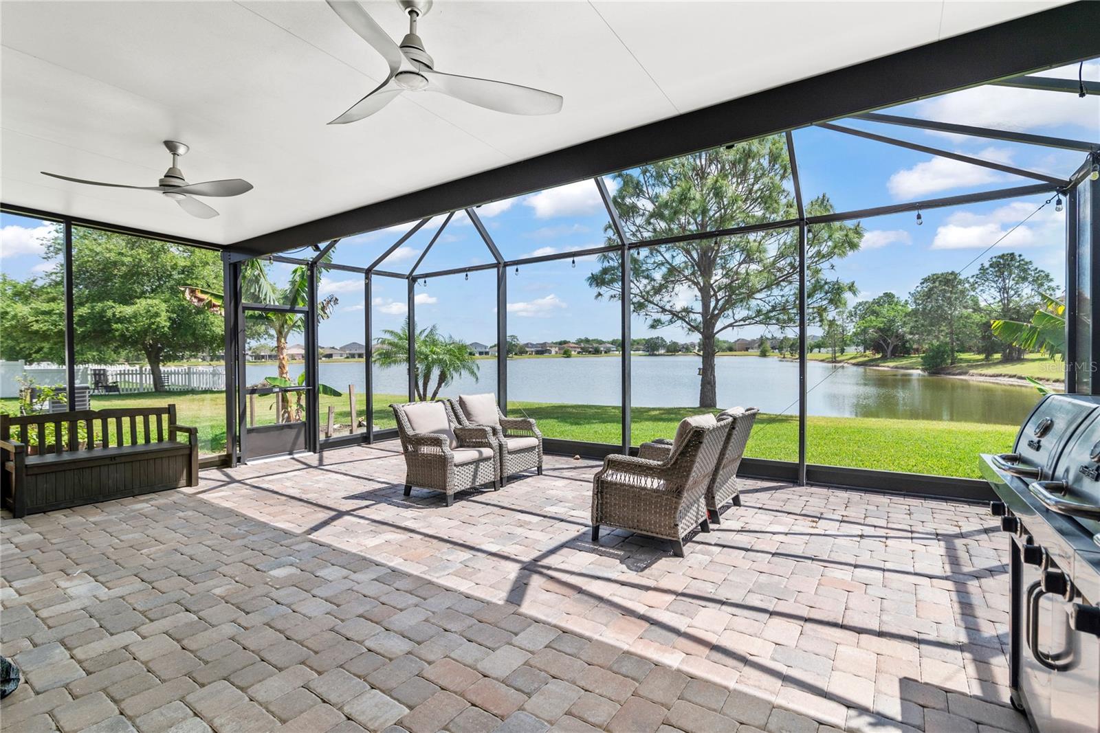 1628 THETFORD CIRCLE