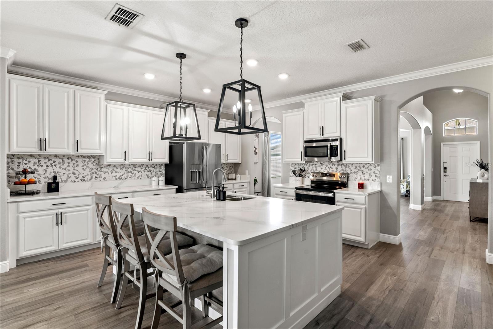 1628 THETFORD CIRCLE