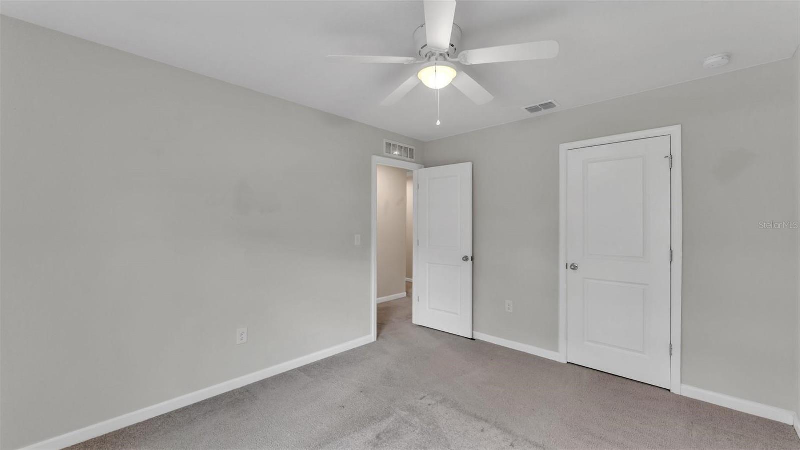 LAKES/LUCERNE PARK PH 6 - Residential Lease