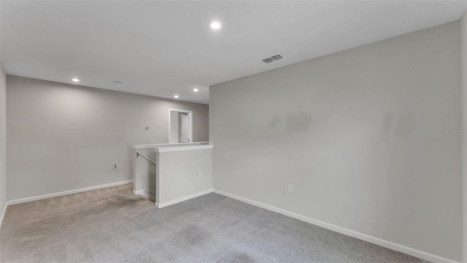 LAKES/LUCERNE PARK PH 6 - Residential Lease