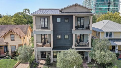 622 E CENTRAL BOULEVARD ORLANDO FL 32801