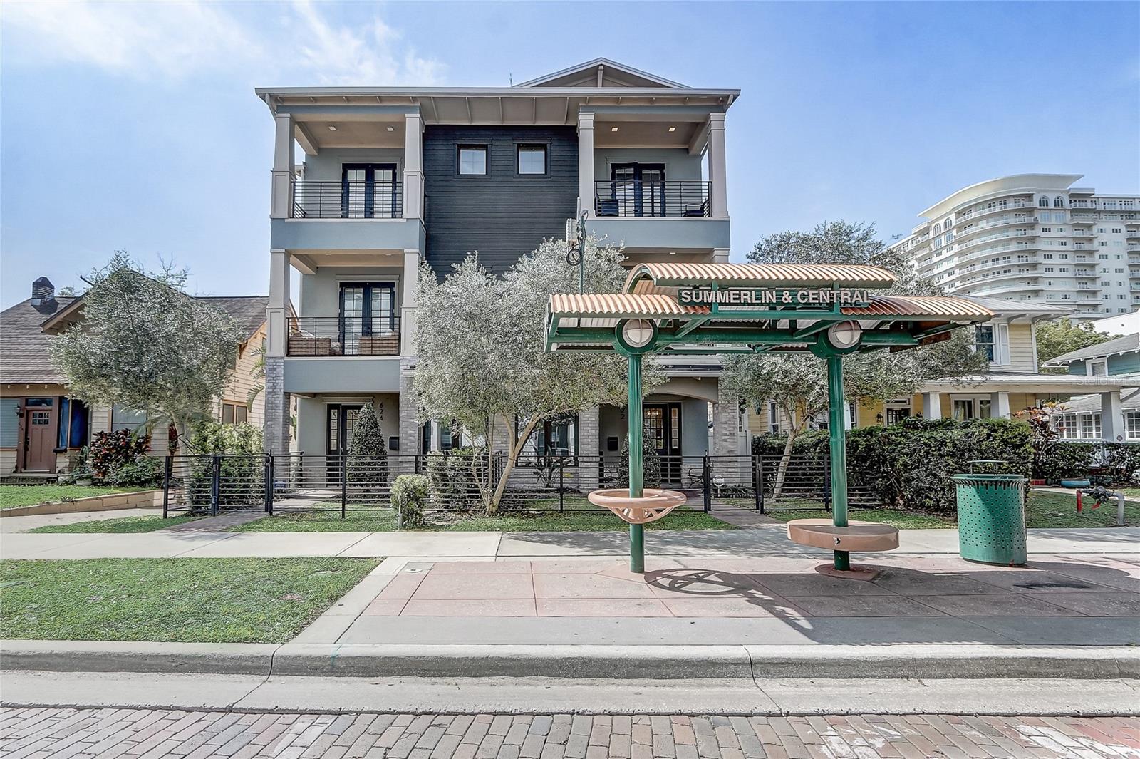 622 E CENTRAL BOULEVARD