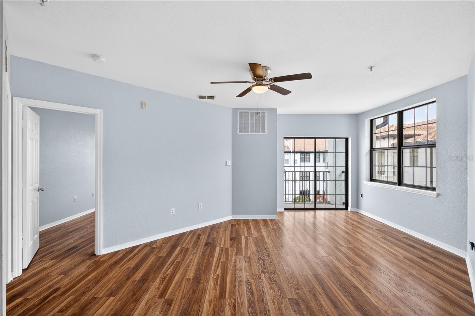 5550 E MICHIGAN STREET 3306