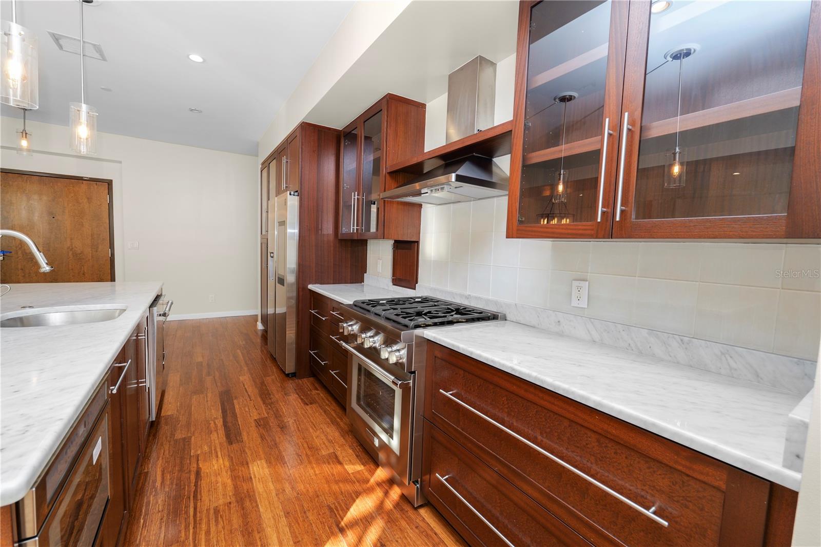 SNELL ARCADE CONDO - Residential