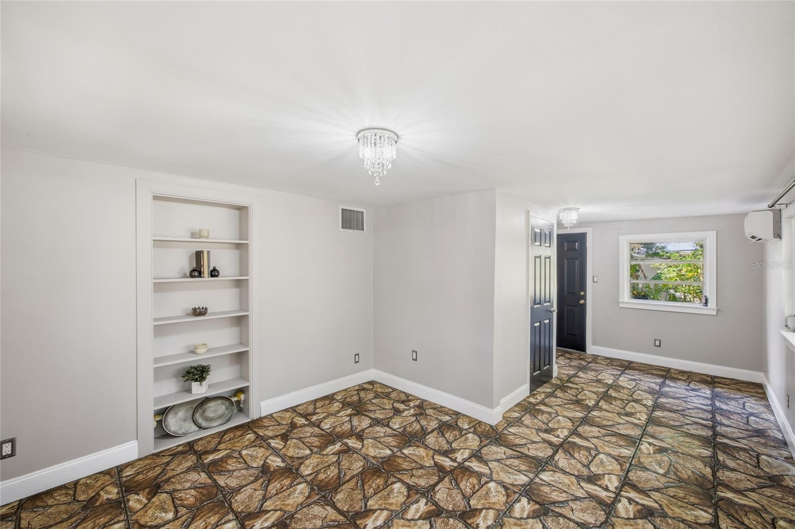 NORTHSIDE ESTATES - Residential