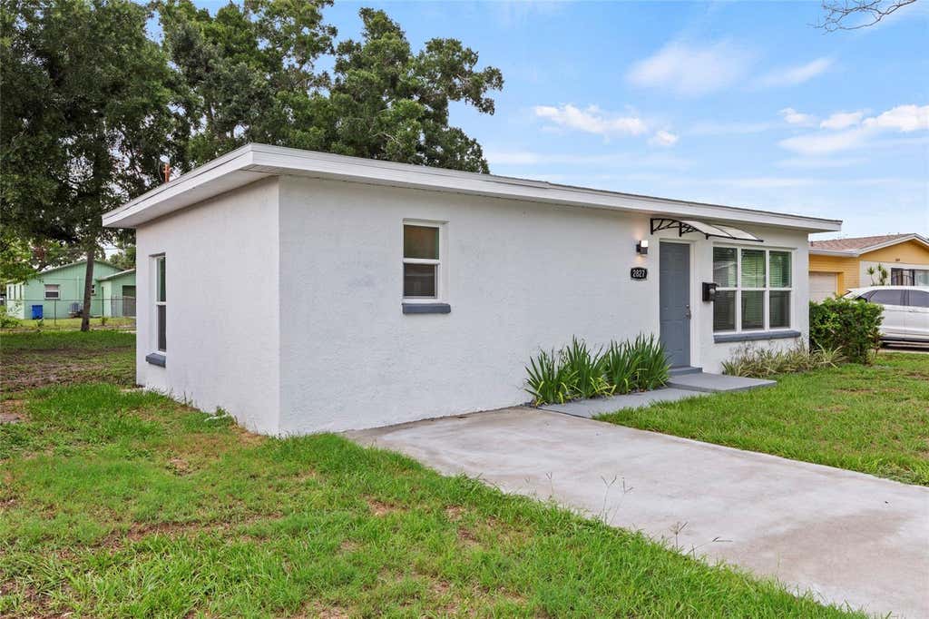 Photo of 2827 16th Avenue S, St Petersburg, FL 33712 (MLS # A4700474)