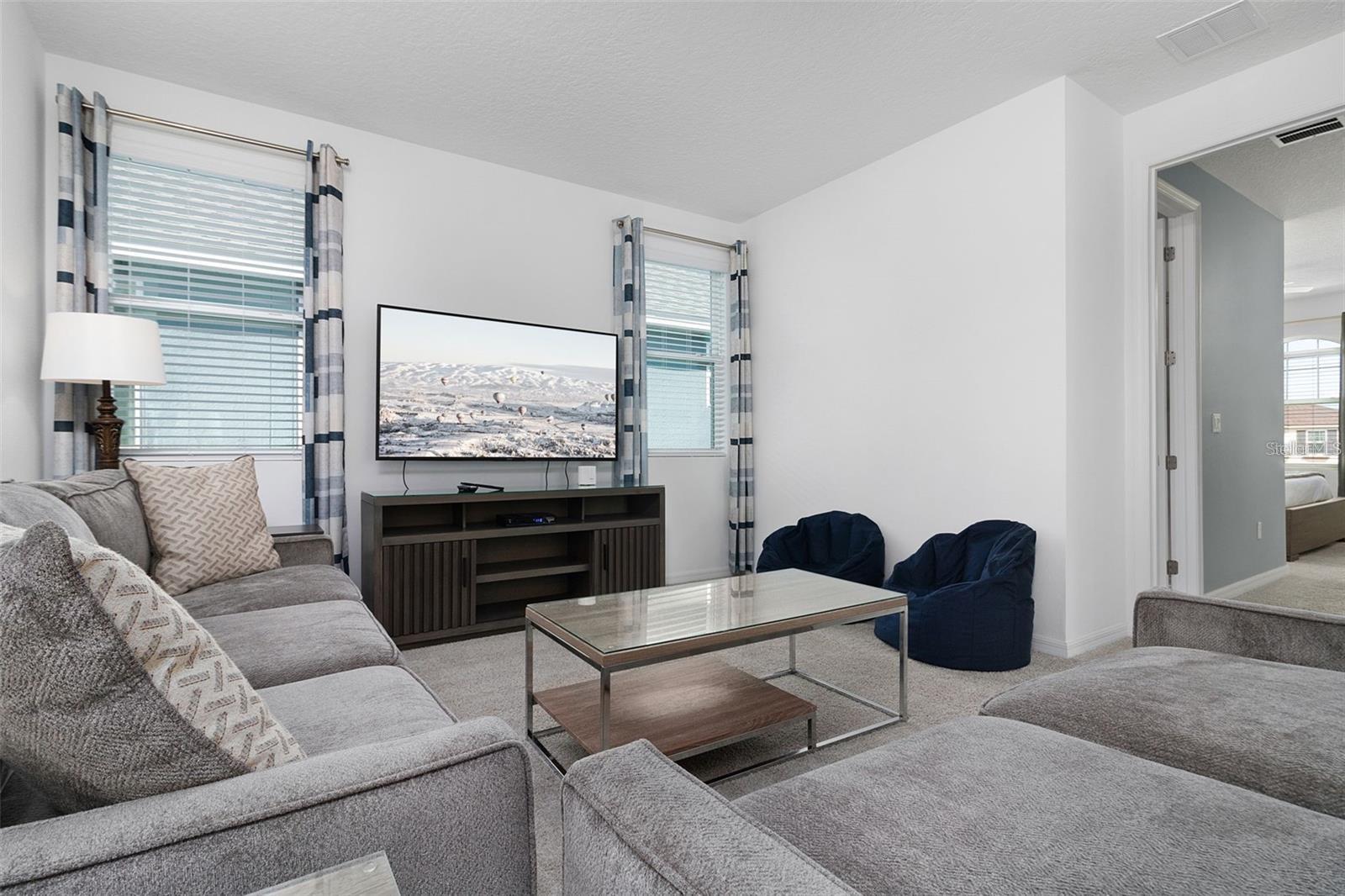 SOLARA RESIDENCE VACATION VILLAS REP - Residential