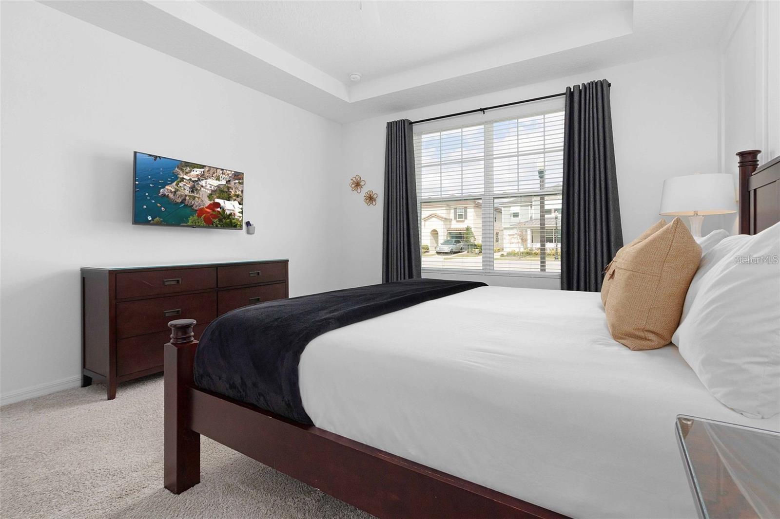 SOLARA RESIDENCE VACATION VILLAS REP - Residential