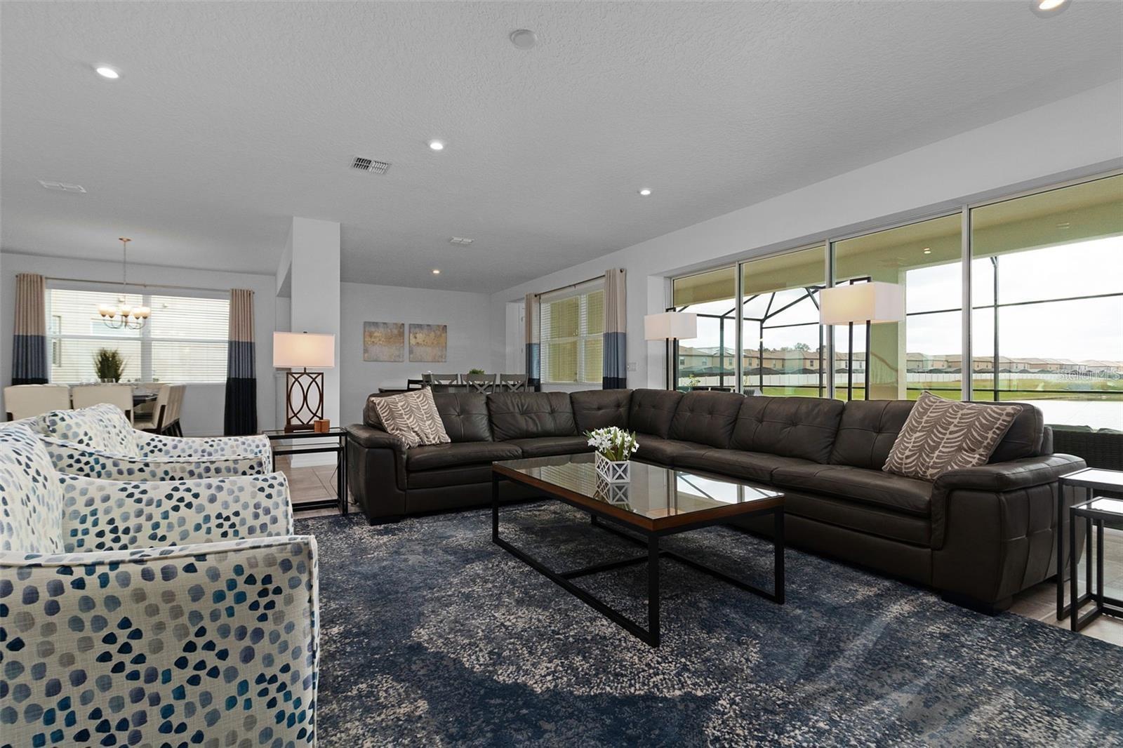 SOLARA RESIDENCE VACATION VILLAS REP - Residential