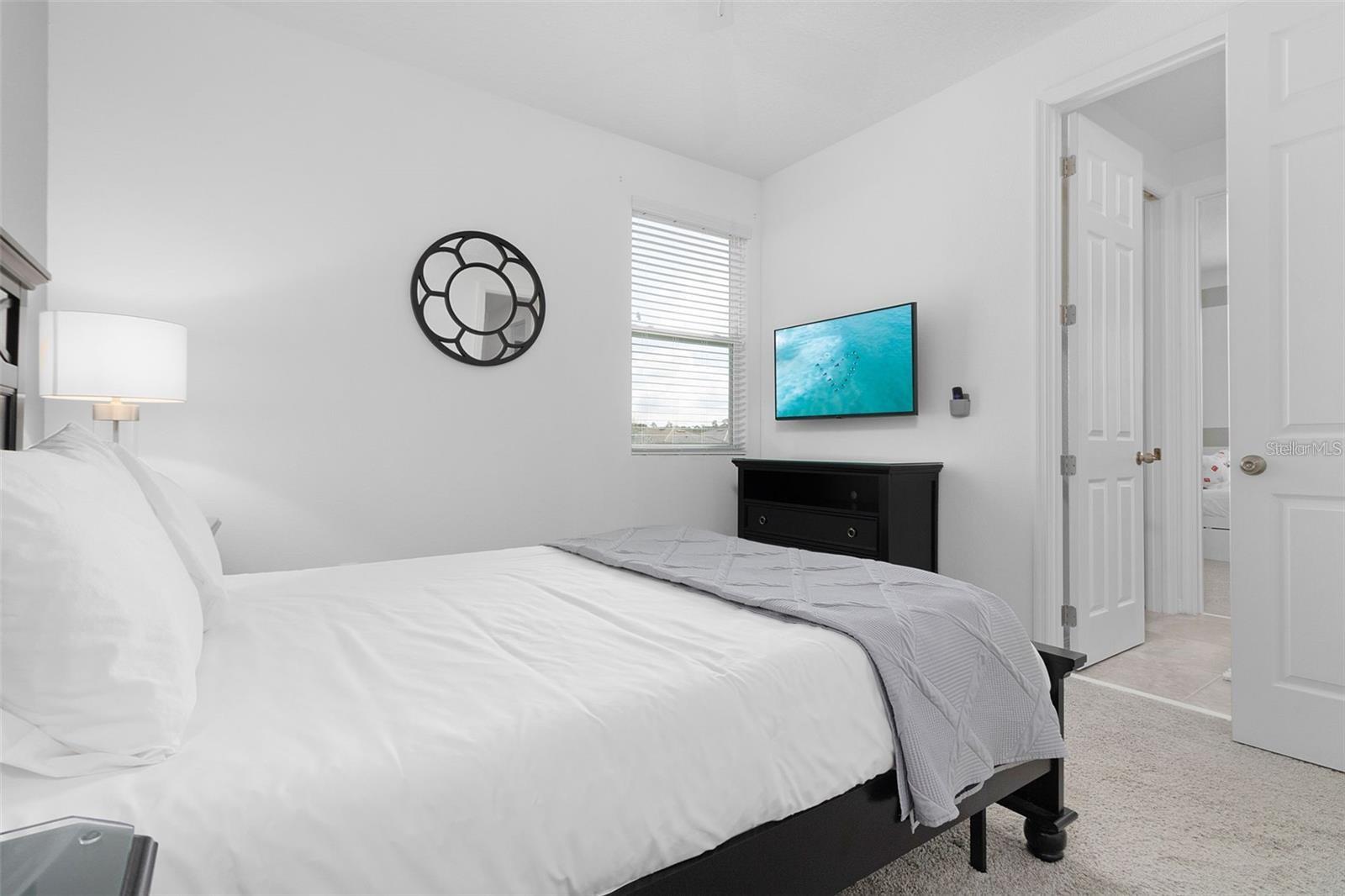 SOLARA RESIDENCE VACATION VILLAS REP - Residential