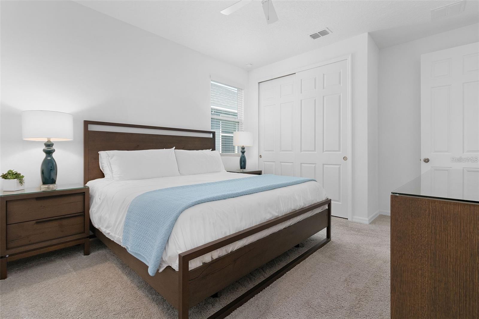 SOLARA RESIDENCE VACATION VILLAS REP - Residential