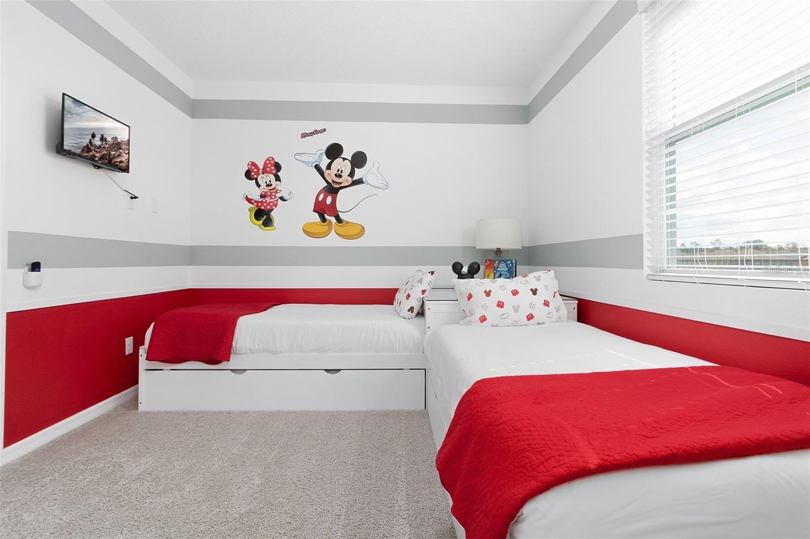 SOLARA RESIDENCE VACATION VILLAS REP - Residential