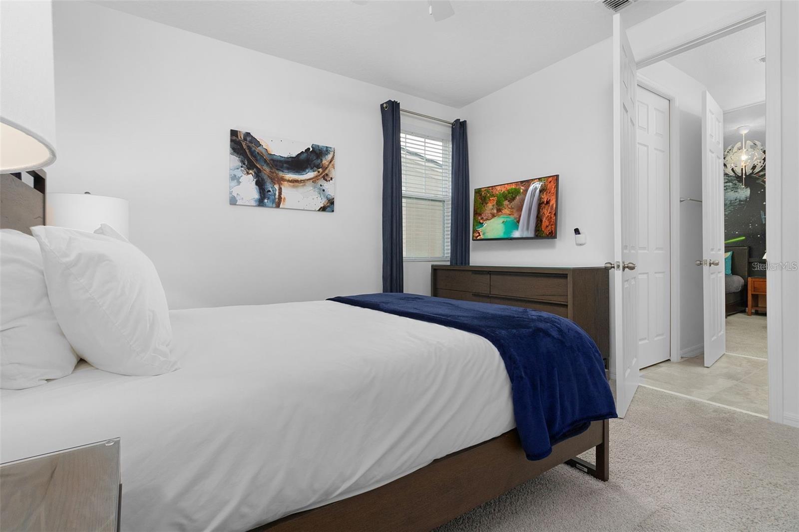 SOLARA RESIDENCE VACATION VILLAS REP - Residential