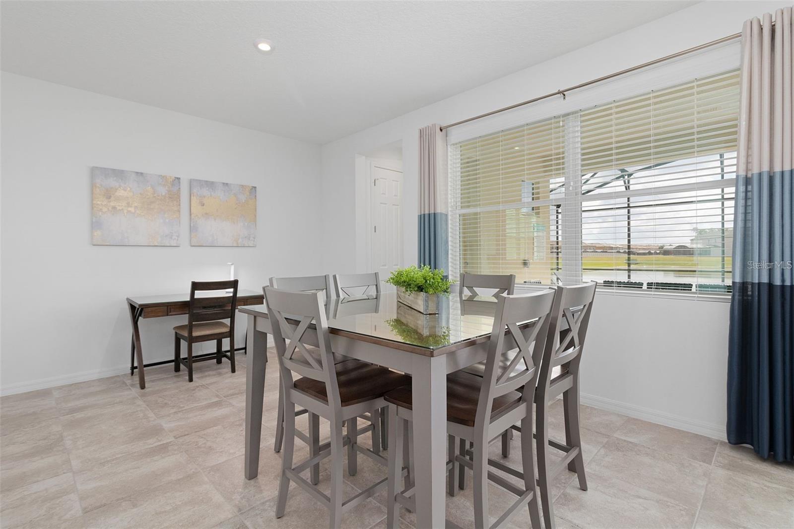 SOLARA RESIDENCE VACATION VILLAS REP - Residential